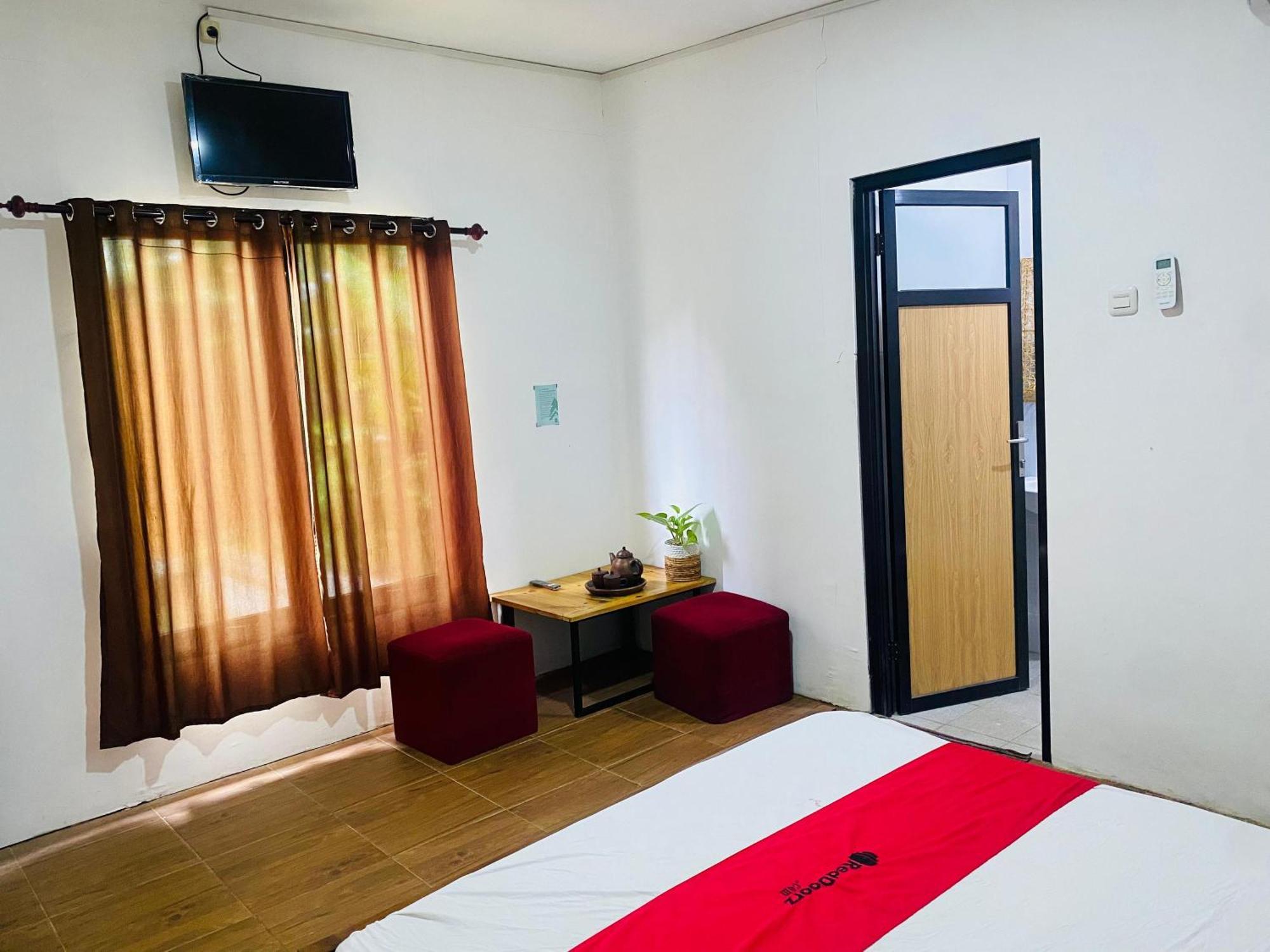 Reddoorz Syariah Near Wisata Durensewu Pandaan Jetak Luaran gambar