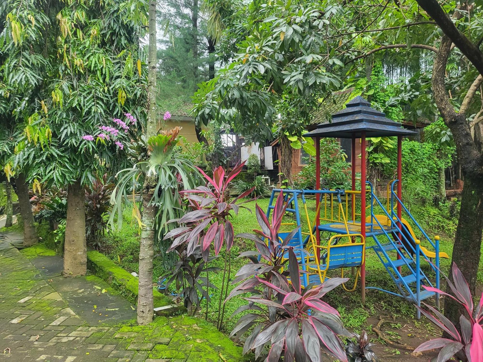 Reddoorz Syariah Near Wisata Durensewu Pandaan Jetak Luaran gambar